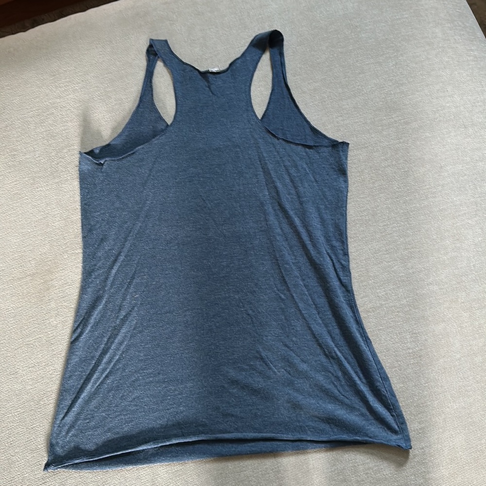 Soft, cute tank - Picture 2 of 2